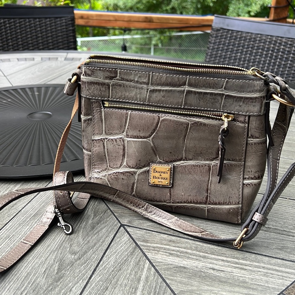 Dooney&bourke
